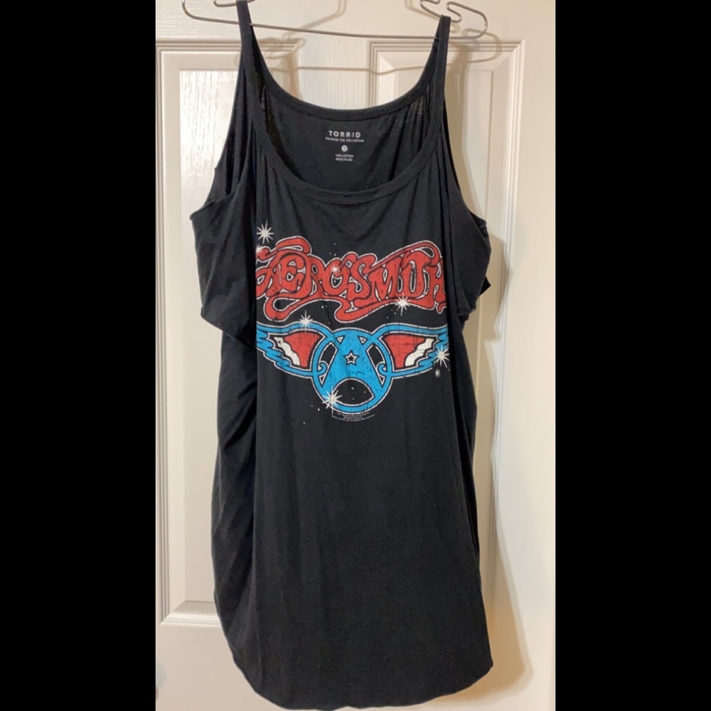 Clearance Aerosmith Shirt Band Tee Torrid Size 3 NWOT